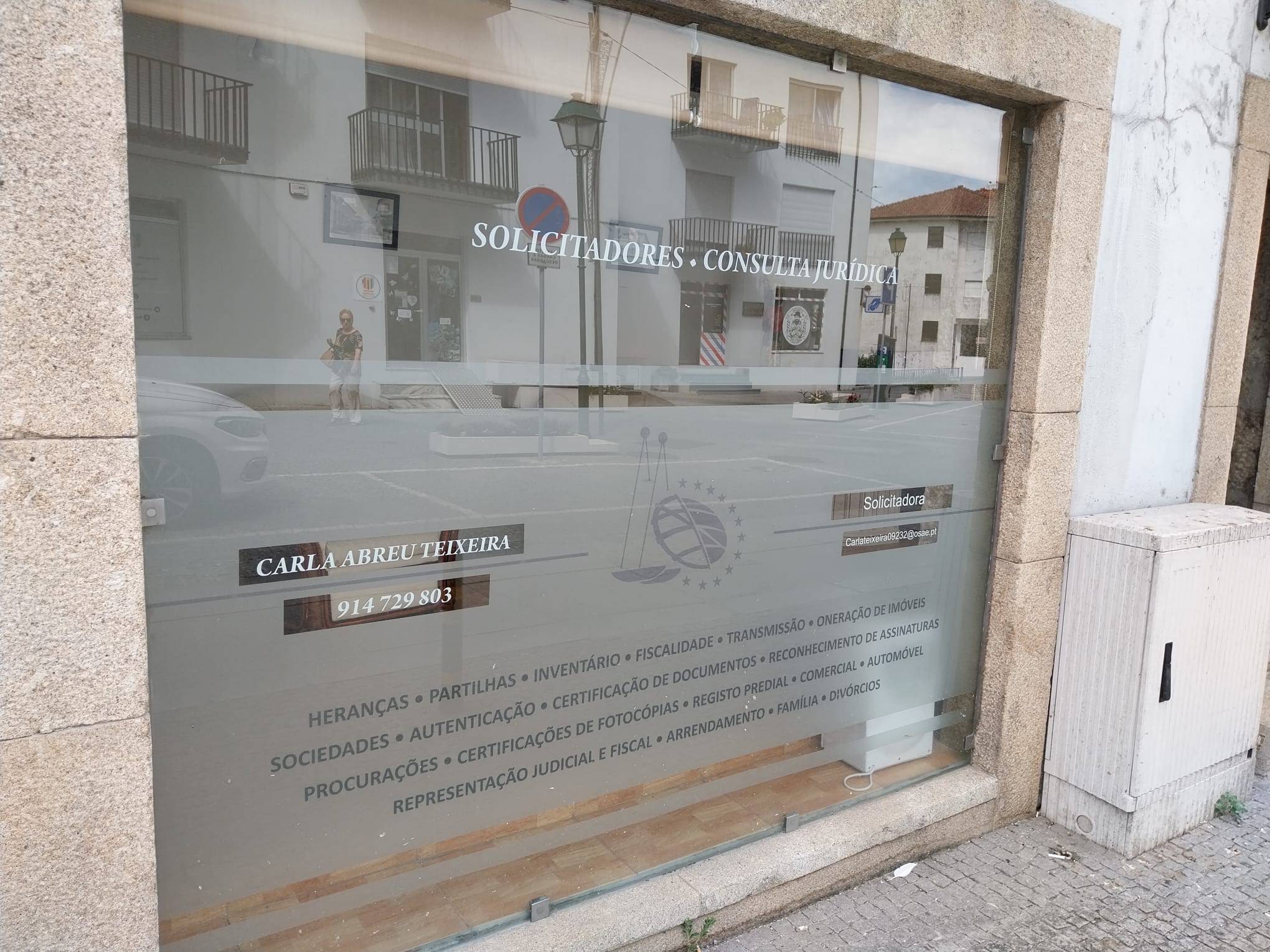 Entrada do gabinete de Carla Abreu Teixeira, em Lousada